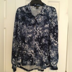 Large Buttoned Blue Tie-Dyed Long-sleeved Soft Blouse